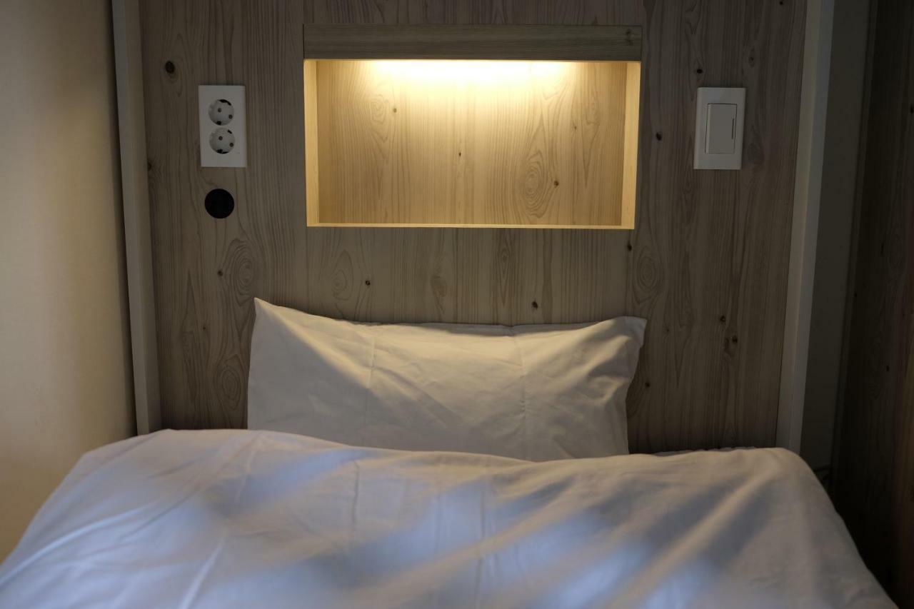 Bed Radio Dongmoon Hotel Jeju Exterior photo